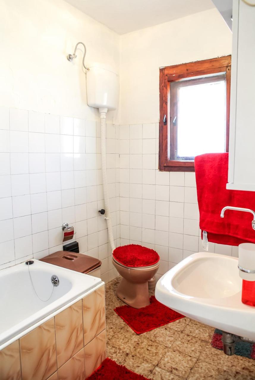 Apartment Dejan Cetinje Bagian luar foto