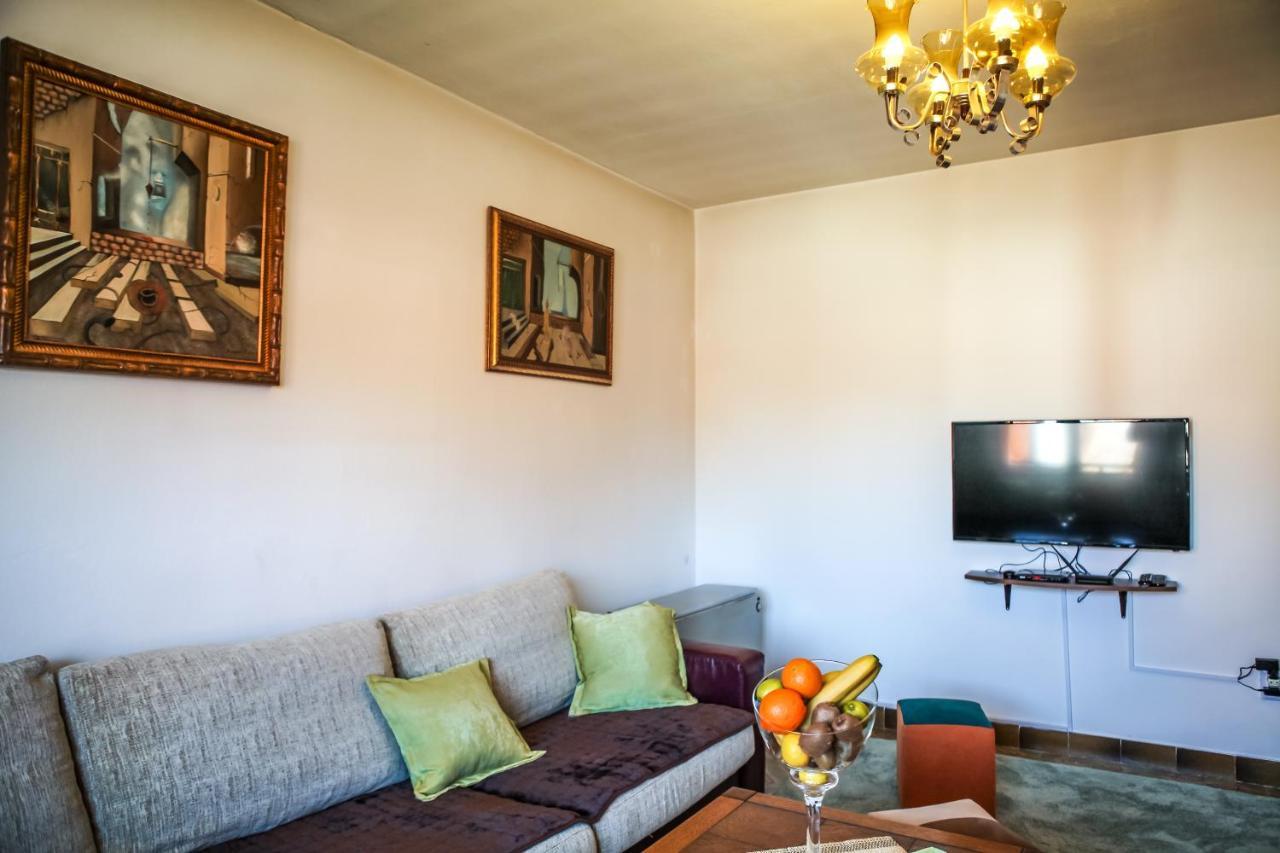 Apartment Dejan Cetinje Bagian luar foto